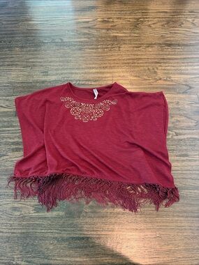 Beautees Burgundy Fringe Crochet-Neck Poncho Top